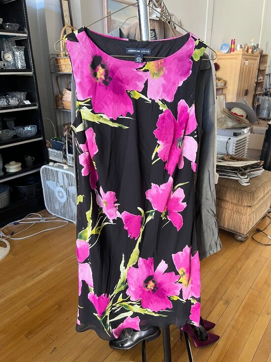 American Living Dresses & Skirts - American Living Black & Pink Floral Sleeveless Shift Dress